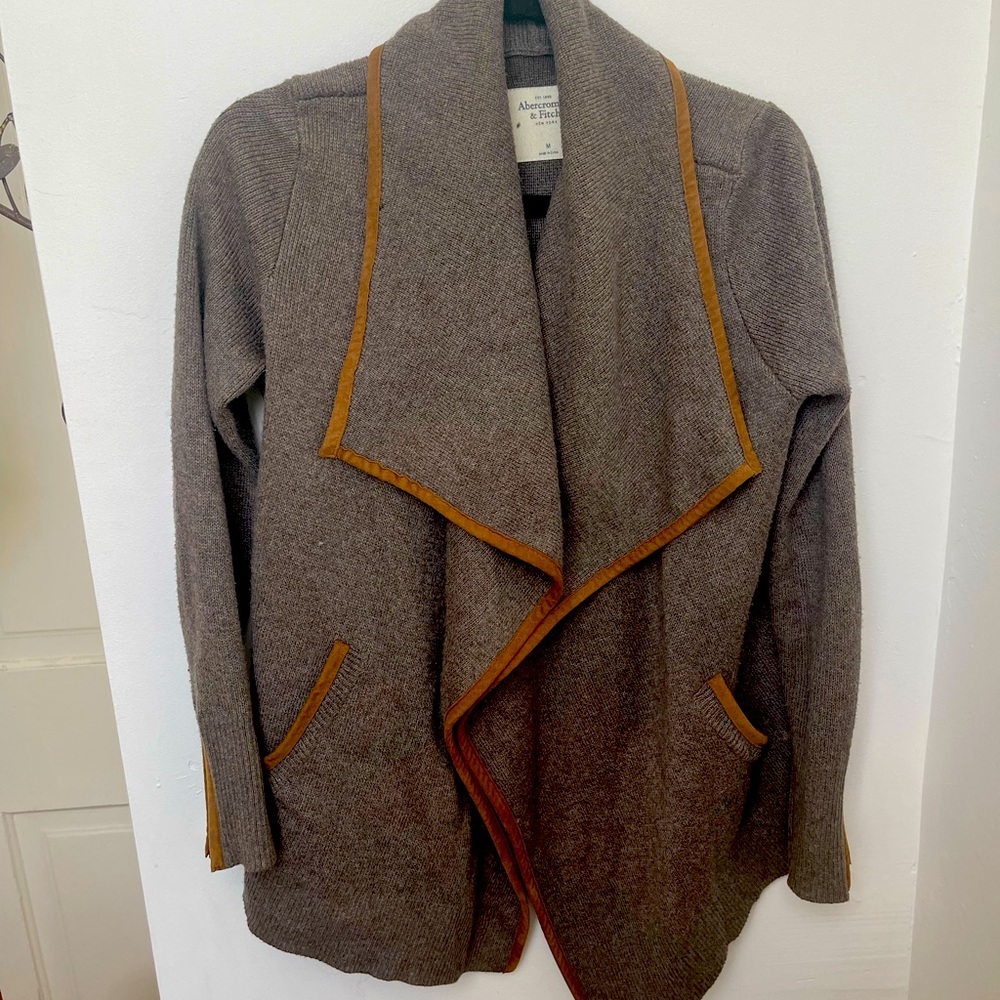 Abercrombie Sweater size Medium